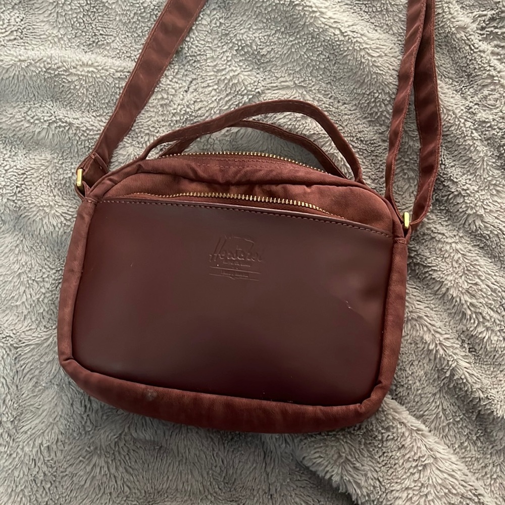 Herschel Crossbody Bag